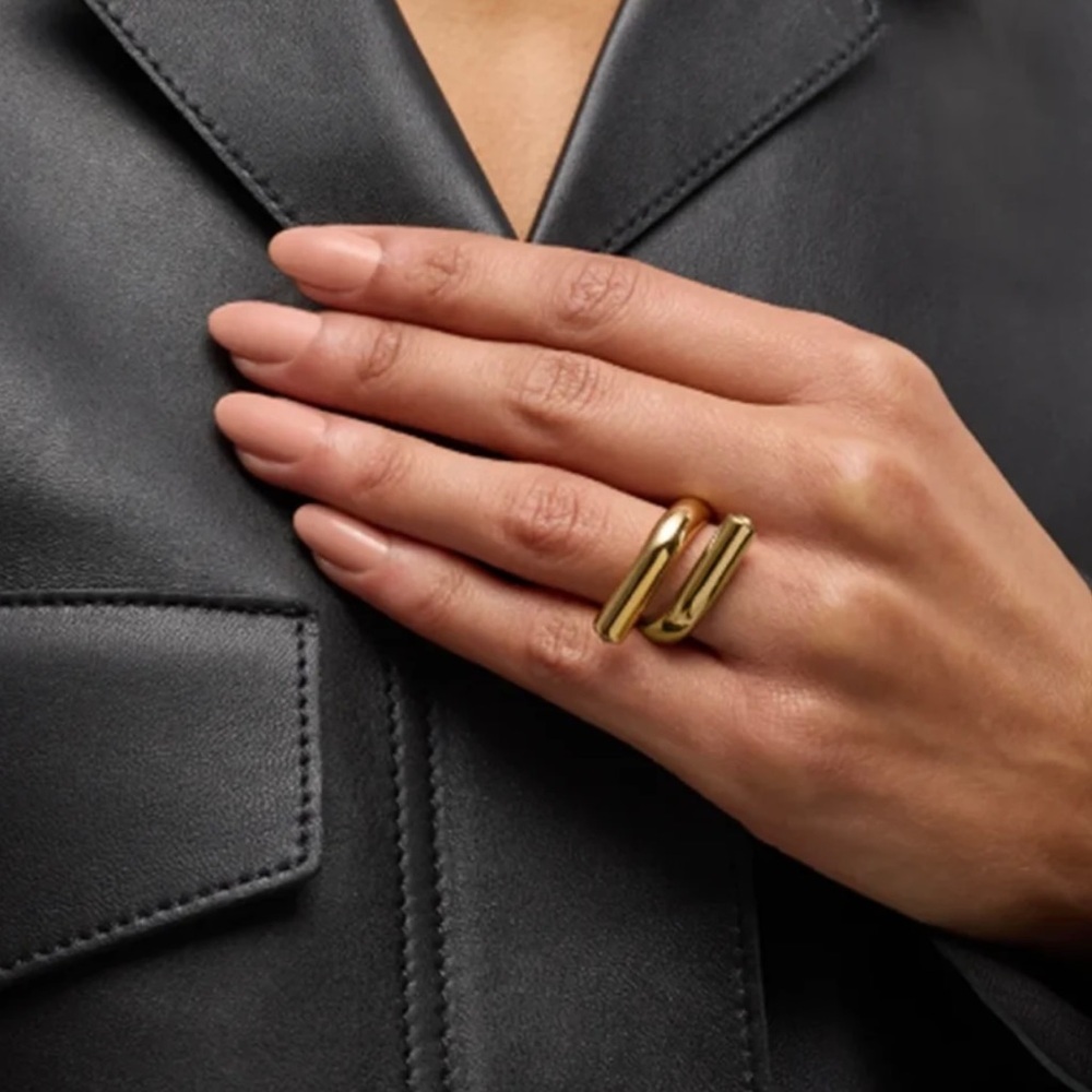 NEW✨18k Gold Plated Stylish Lines Staggered Open Ring